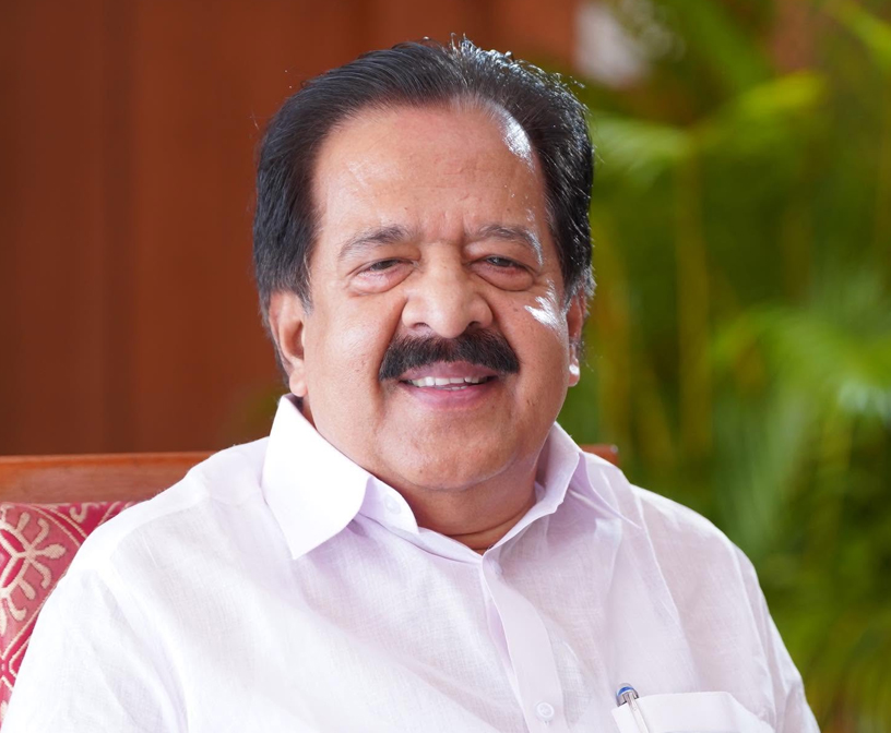കേരള സർക്കാർ ആഭ്യന്തര വകുപ്പ് മന്ത്രി ശ്രീ. രമേശ് ചെന്നിത്തല-യുടെ ഔദ്യോഗിക ചിത്രം